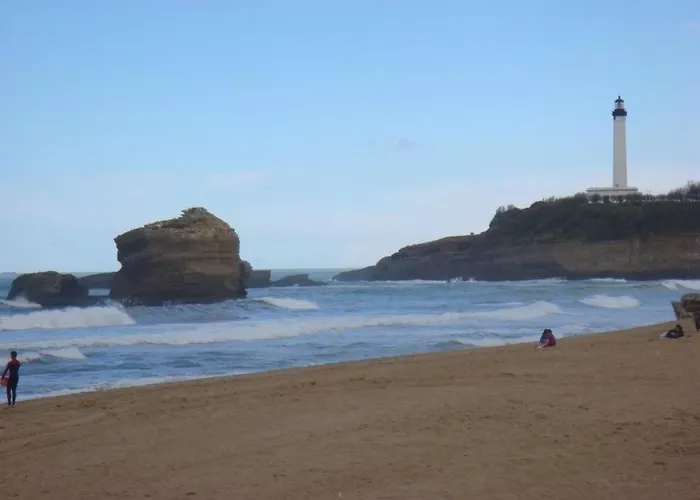 Suraya بيت للعطل